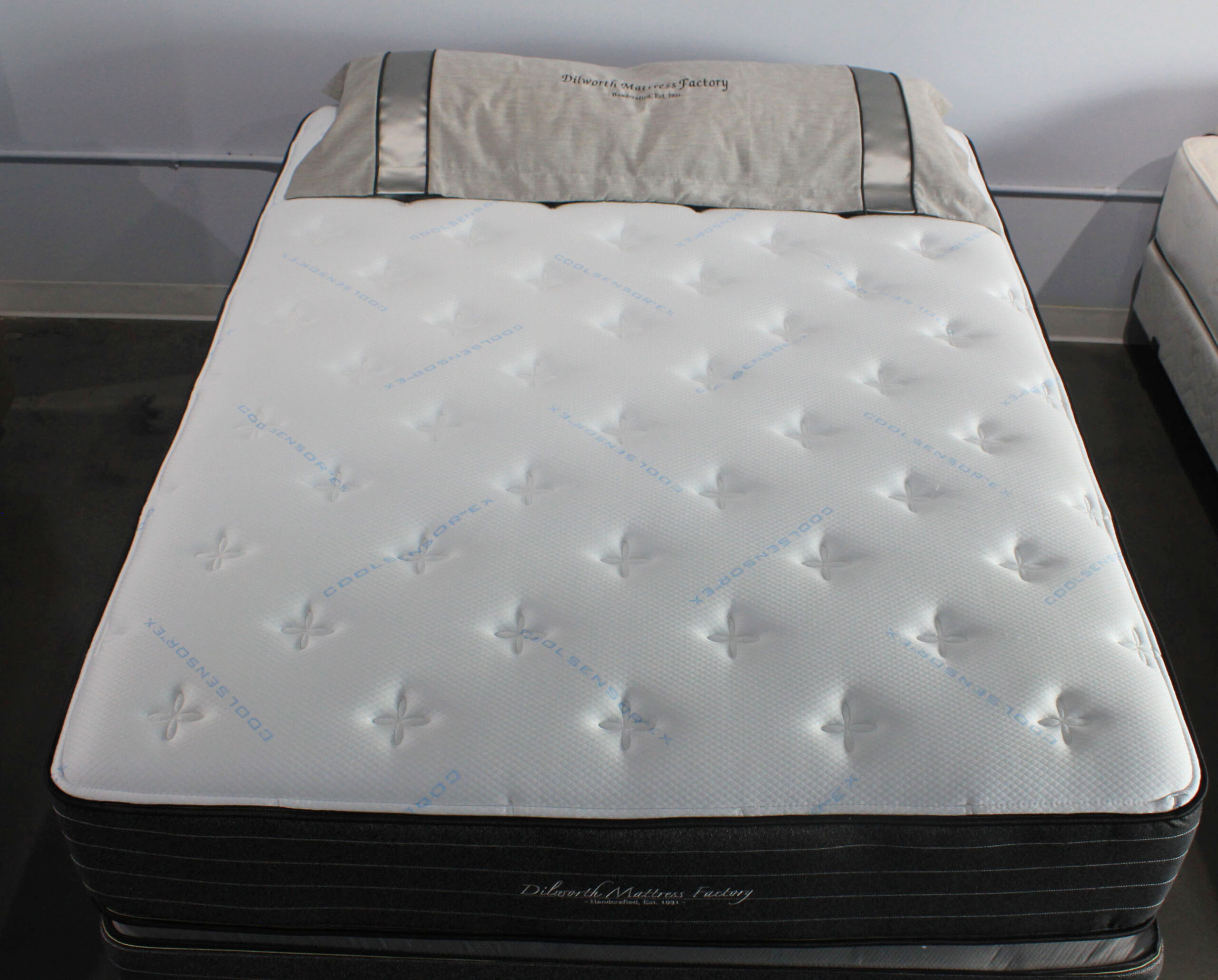 Eastover Supreme Mattress - Encased in a Cooling Cover that Provides a Cool Comfortable Surface and Quilting to Temperature Regulating Gel.